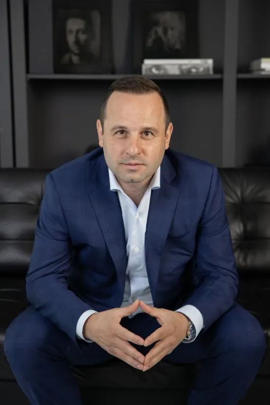 Strategize, Innovate, and Develop: iFuel AG's Strategy in Aviation